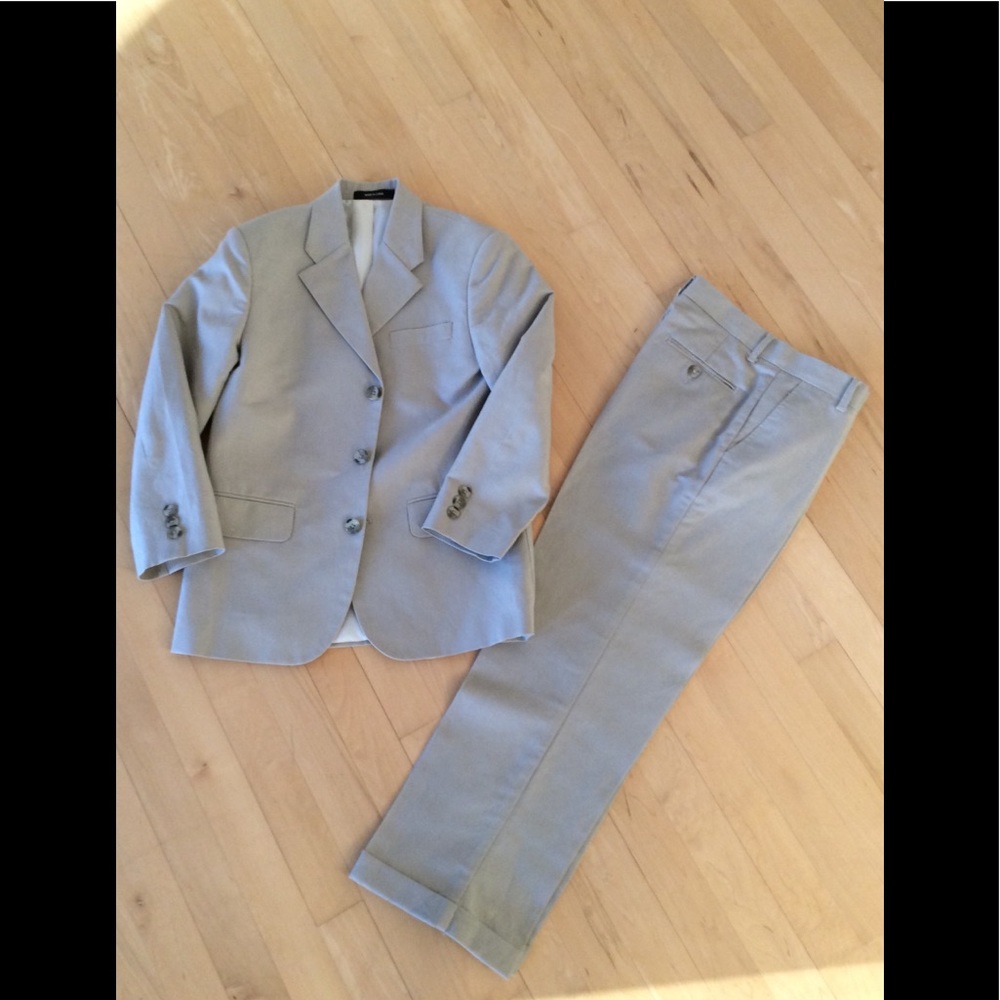 Claiborne Boys Tan Suit Size 10 Reg